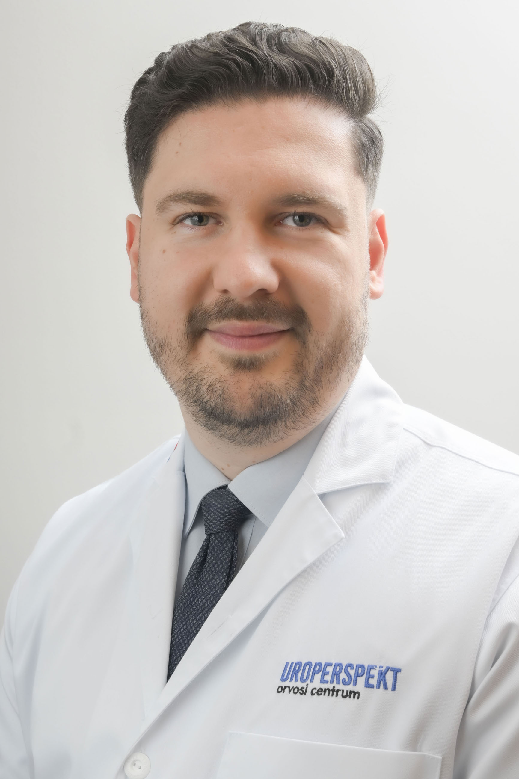 Dr. Péter József Molnár